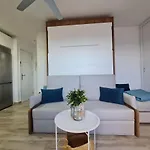 Acogedor Estudio En En Primera Linea De Mar كانديلاريا