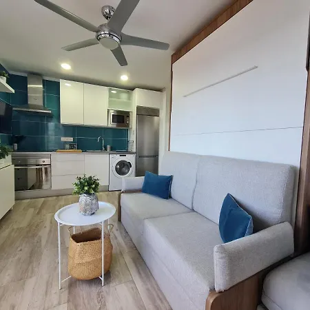 Διαμέρισμα Acogedor Estudio En En Primera Linea De Mar *